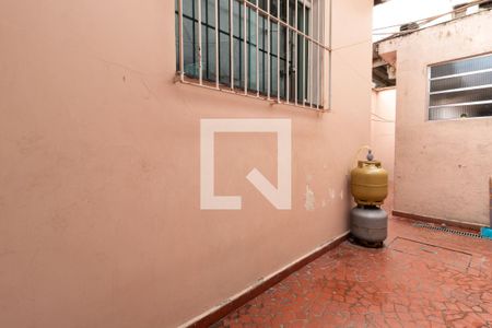 Quintal de casa à venda com 2 quartos, 210m² em Chácara Belenzinho, São Paulo