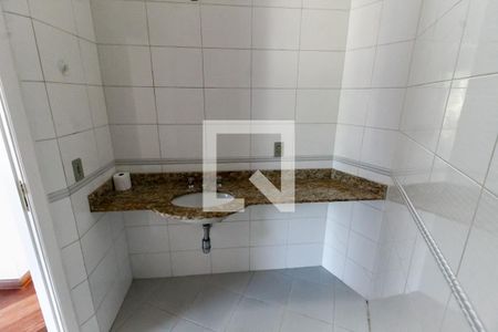 Casa à venda com 178m², 3 quartos e 3 vagasBanheiro da Suíte