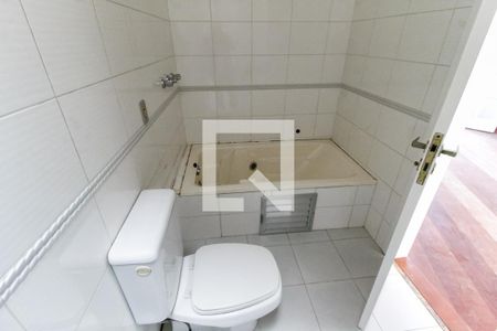 Casa à venda com 178m², 3 quartos e 3 vagasBanheiro da Suíte