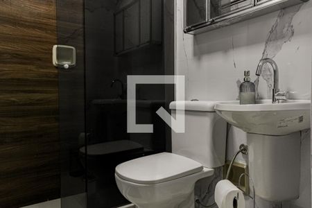 Banheiro  de apartamento para alugar com 1 quarto, 45m² em Copacabana, Rio de Janeiro