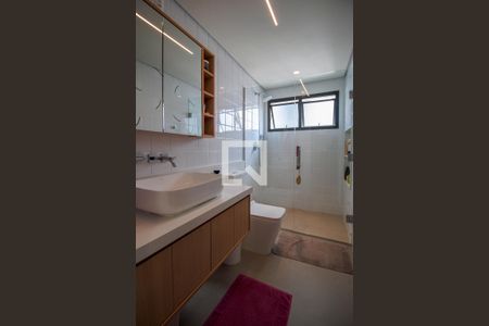 Apartamento à venda com 64m², 1 quarto e 1 vaga Apartamento à venda com 64m², 1 quarto e 1 vagaBanheiro da Suíte