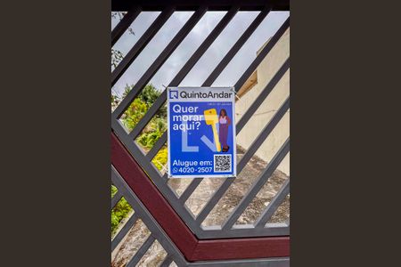 Placa Banner Instalada na Fachada de casa para alugar com 2 quartos, 160m² em Vila Guaraciaba, Santo André