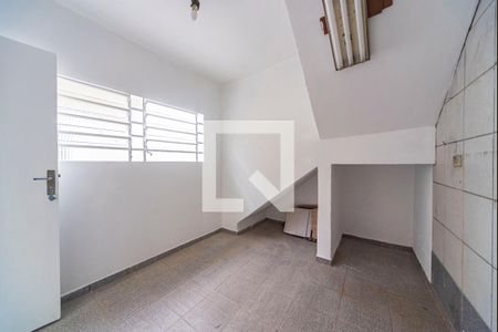 Casa para alugar com 160m², 2 quartos e 6 vagas Casa para alugar com 160m², 2 quartos e 6 vagasQuarto de Serviço
