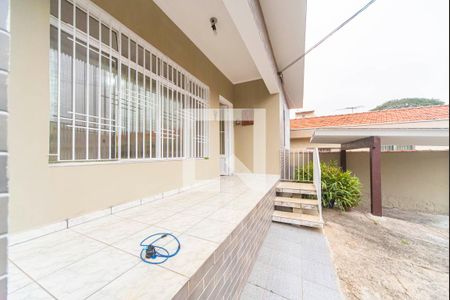 Casa para alugar com 160m², 2 quartos e 6 vagas Casa para alugar com 160m², 2 quartos e 6 vagasVaranda