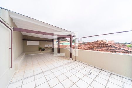Casa para alugar com 160m², 2 quartos e 6 vagas Casa para alugar com 160m², 2 quartos e 6 vagasTerraço