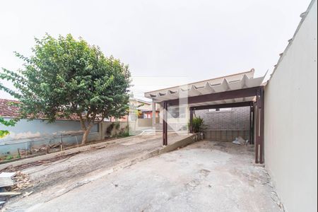 Casa para alugar com 160m², 2 quartos e 6 vagas Casa para alugar com 160m², 2 quartos e 6 vagasQuintal e Garagem