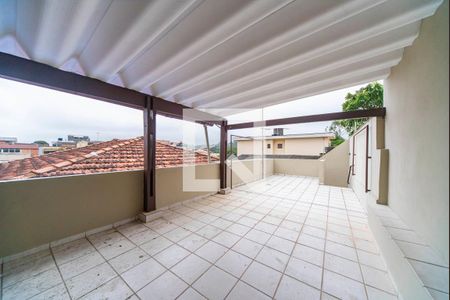 Casa para alugar com 160m², 2 quartos e 6 vagas Casa para alugar com 160m², 2 quartos e 6 vagasTerraço