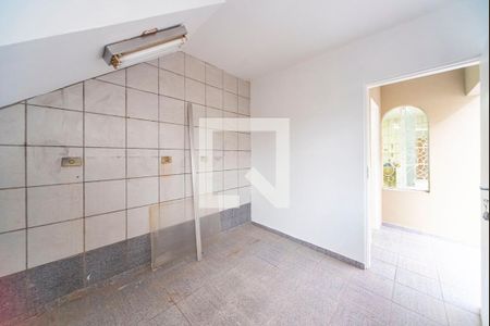 Casa para alugar com 160m², 2 quartos e 6 vagas Casa para alugar com 160m², 2 quartos e 6 vagasQuarto de Serviço