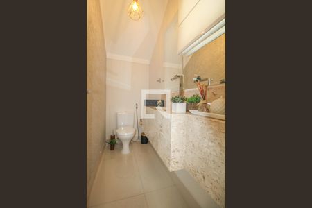 Casa à venda com 340m², 4 quartos e 4 vagas Casa à venda com 340m², 4 quartos e 4 vagasLavabo