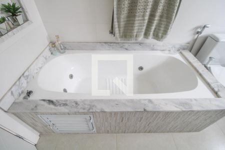 Casa à venda com 340m², 4 quartos e 4 vagas Casa à venda com 340m², 4 quartos e 4 vagasBanheiro do Quarto 3 (suíte master)