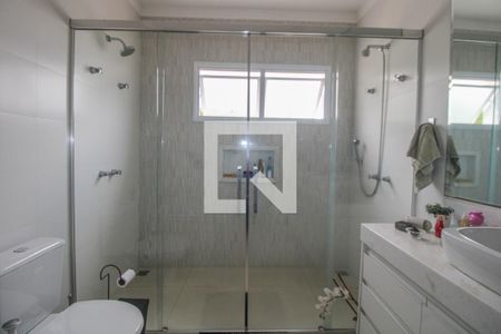 Casa à venda com 340m², 4 quartos e 4 vagas Casa à venda com 340m², 4 quartos e 4 vagasBanheiro do Quarto 3 (suíte master)