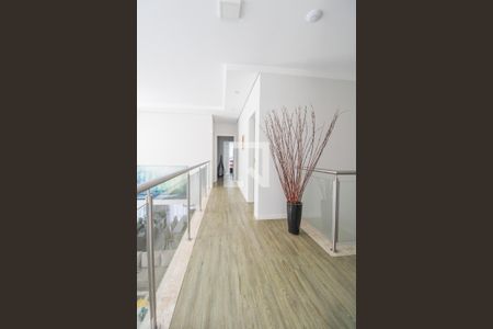 Casa à venda com 340m², 4 quartos e 4 vagas Casa à venda com 340m², 4 quartos e 4 vagasCorredor