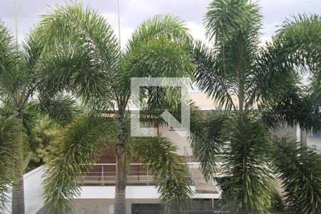 Casa à venda com 340m², 4 quartos e 4 vagas Casa à venda com 340m², 4 quartos e 4 vagasVista da Varanda do Quarrto 3 (suíte master) e do Quarto 4 (suíte)