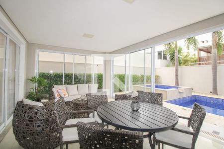 Casa à venda com 340m², 4 quartos e 4 vagas Casa à venda com 340m², 4 quartos e 4 vagasVaranda Gourmet