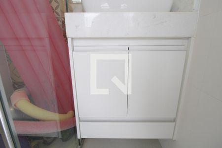 Casa à venda com 340m², 4 quartos e 4 vagas Casa à venda com 340m², 4 quartos e 4 vagasBanheiro da Piscina