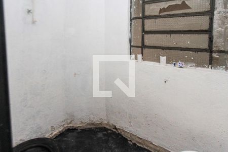 Casa à venda com 300m², 6 quartos e 5 vagasBanheiro da garagem