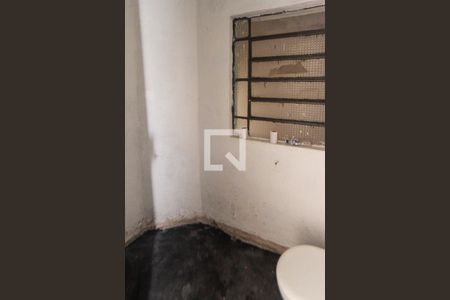 Casa à venda com 300m², 6 quartos e 5 vagasBanheiro da garagem