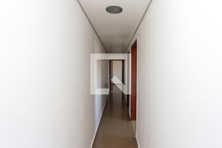 Casa à venda com 300m², 6 quartos e 5 vagasCorredor Casa 02