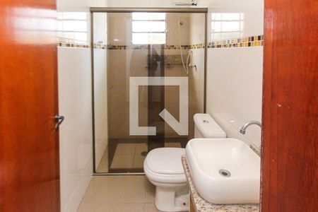 Casa à venda com 300m², 6 quartos e 5 vagasbanheiro da Casa 02