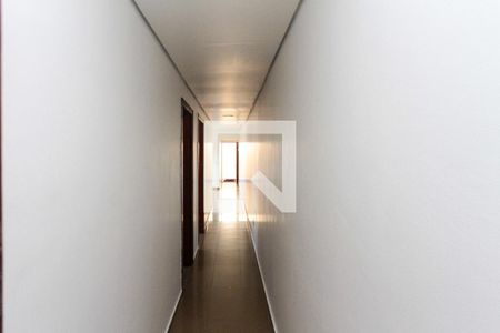 Casa à venda com 300m², 6 quartos e 5 vagasCorredor Casa 02