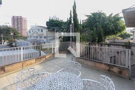 Varanda de casa para alugar com 3 quartos, 250m² em Jardim Avelino, São Paulo