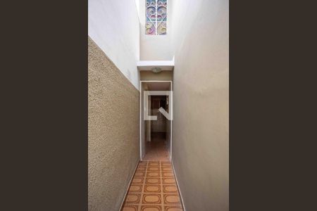 Casa à venda com 200m², 3 quartos e 2 vagasCorredor