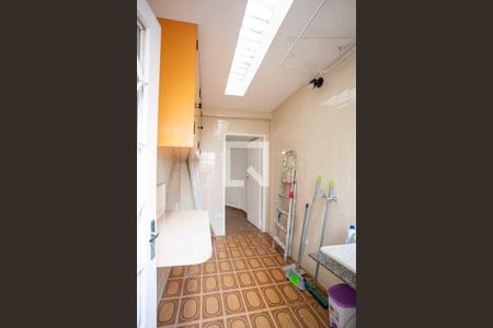 Casa à venda com 200m², 3 quartos e 2 vagasÁrea de Serviço