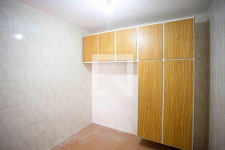 Casa à venda com 200m², 3 quartos e 2 vagasQuarto de Serviço