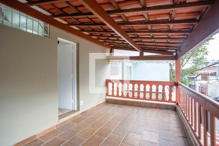 Casa à venda com 200m², 3 quartos e 2 vagasVaranda