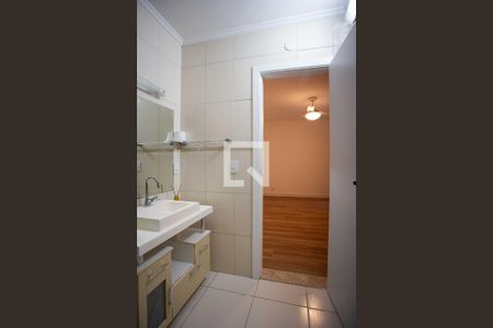 Casa à venda com 200m², 3 quartos e 2 vagasBanheiro da Suíte