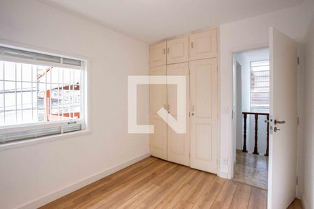 Casa à venda com 200m², 3 quartos e 2 vagasQuarto 2