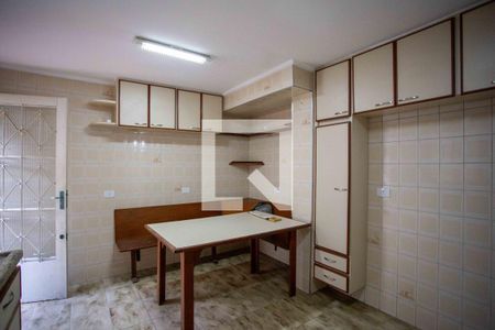 Casa à venda com 200m², 3 quartos e 2 vagasCozinha