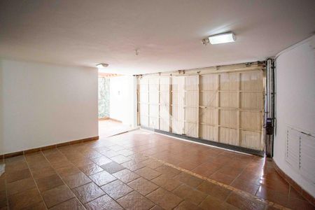 Casa à venda com 200m², 3 quartos e 2 vagasGaragem