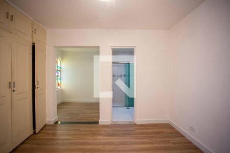 Casa à venda com 200m², 3 quartos e 2 vagasQuarto Suíte