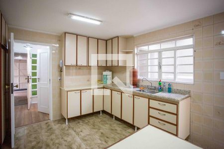 Casa à venda com 200m², 3 quartos e 2 vagasCozinha