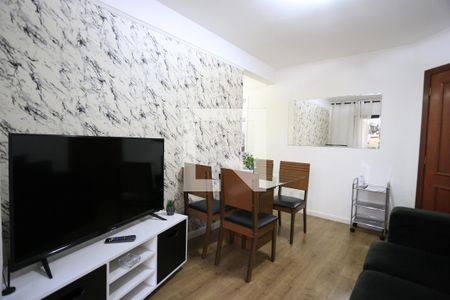 Sala de apartamento para alugar com 2 quartos, 60m² em Jardim Ester, São Paulo