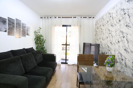 Sala de apartamento para alugar com 2 quartos, 60m² em Jardim Ester, São Paulo