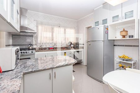 Apartamento à venda com 205m², 4 quartos e 3 vagasCozinha