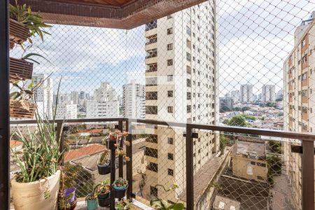 Apartamento à venda com 205m², 4 quartos e 3 vagasVaranda 