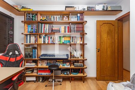 Apartamento à venda com 205m², 4 quartos e 3 vagasQuarto 