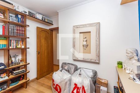 Apartamento à venda com 205m², 4 quartos e 3 vagasQuarto 