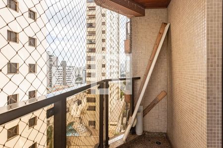 Apartamento à venda com 205m², 4 quartos e 3 vagasVaranda da Suíte 1
