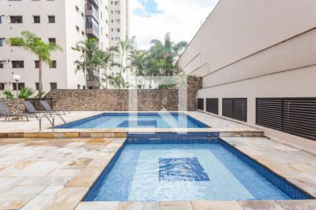 Apartamento à venda com 205m², 4 quartos e 3 vagasÁrea comum - Piscina