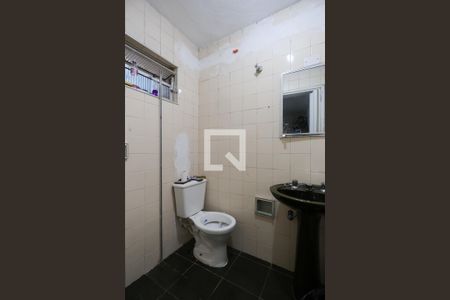 Banheiro da Suíte de casa para alugar com 2 quartos, 69m² em Santana, São Paulo