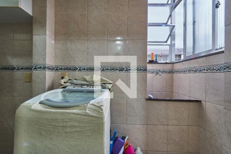 Apartamento à venda com 90m², 2 quartos e 1 vagaÁrea de Serviço