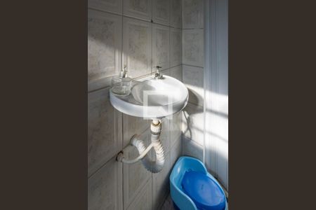 Casa à venda com 130m², 3 quartos e 3 vagas Casa à venda com 130m², 3 quartos e 3 vagasBanheiro 2