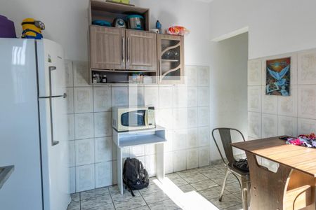 Casa à venda com 130m², 3 quartos e 3 vagas Casa à venda com 130m², 3 quartos e 3 vagasCozinha