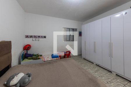 Casa à venda com 130m², 3 quartos e 3 vagas Casa à venda com 130m², 3 quartos e 3 vagasQuarto 2