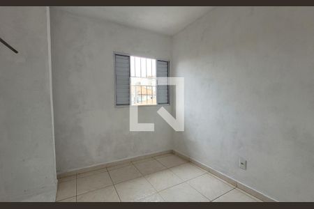 Quarto de casa para alugar com 2 quartos, 7m² em Vila Pires, Santo André