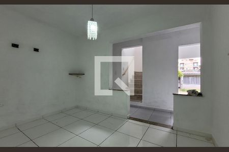 Sala de casa para alugar com 2 quartos, 7m² em Vila Pires, Santo André